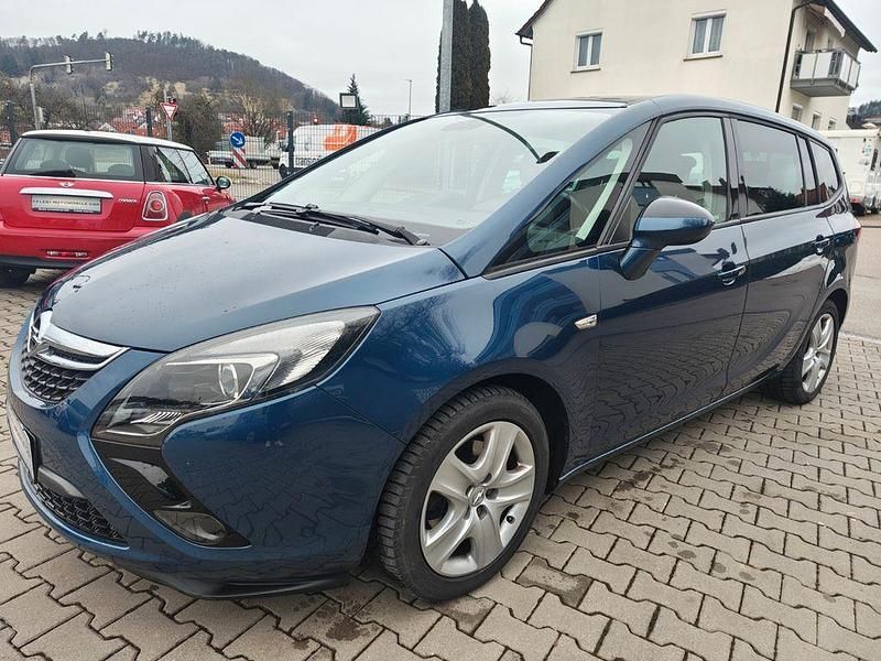 Gebraucht Opel Zafira Tourer Business 140 PS (102 kW) 2016 Blau Van / Kleinbus