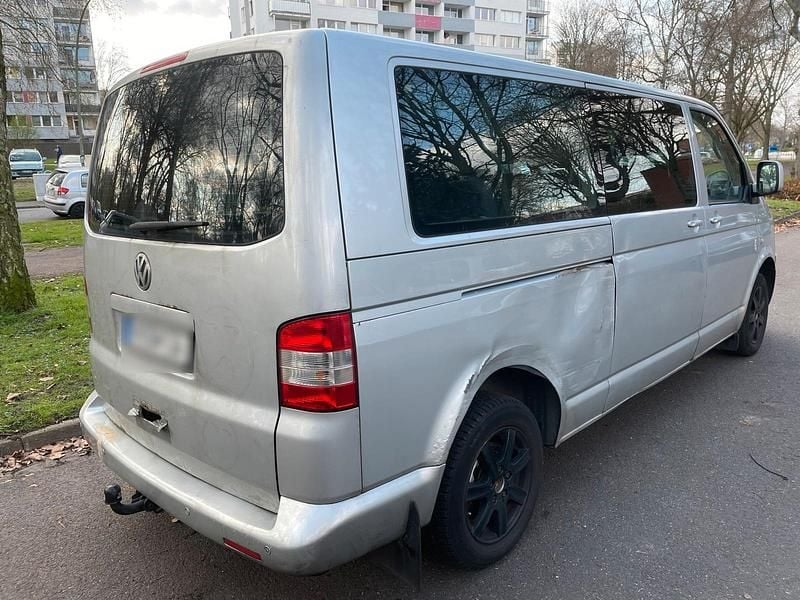 Gebraucht VW T5 131 PS (96 kW) 2008 Silber Van