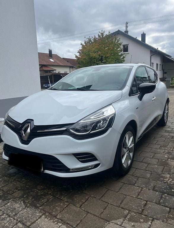 Gebraucht Renault Clio IV LIMITED 90 PS (66 kW) 2017 Weiß Limousine