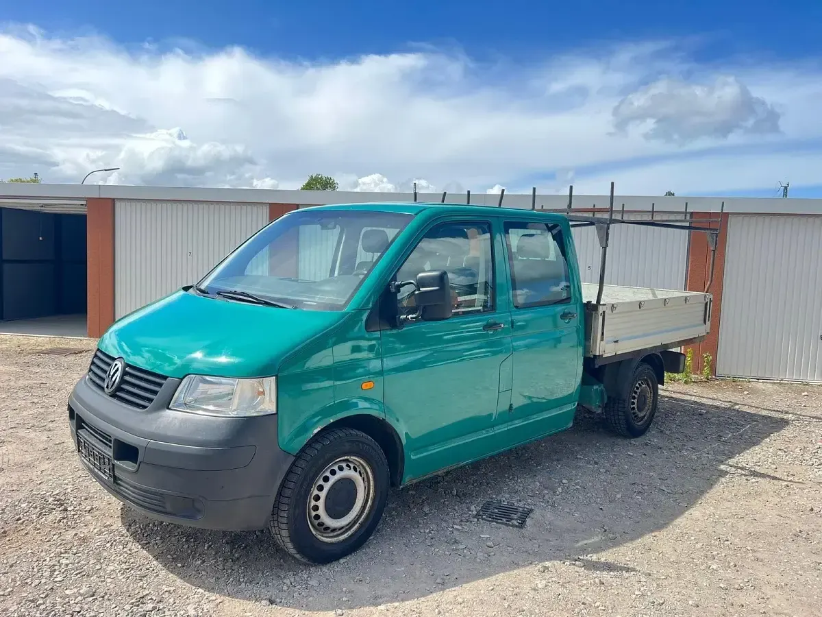 Gebraucht VW T5 102 PS (75 kW) 2006 Andere farben Van