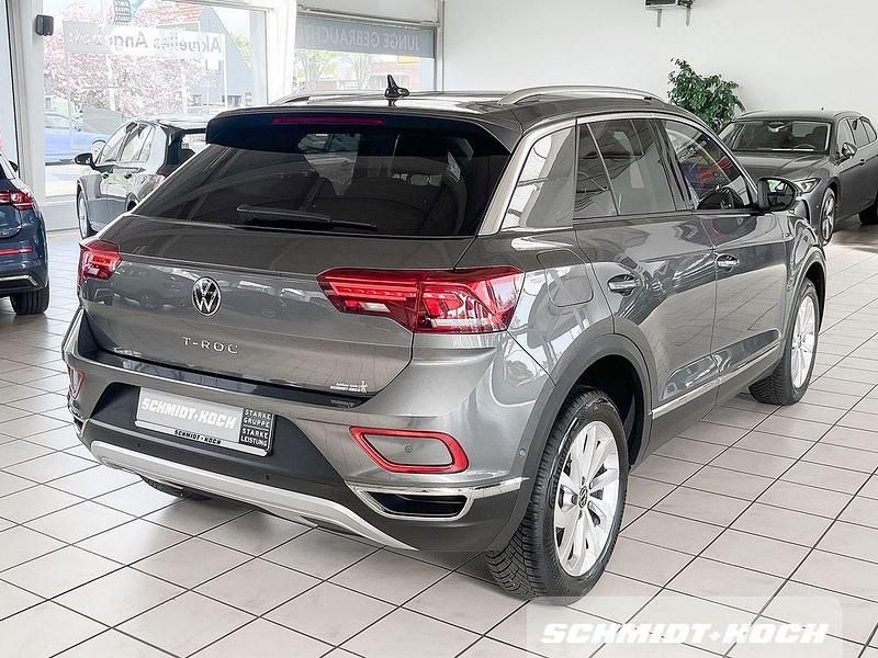 Gebraucht VW T-Roc Style 150 PS (110 kW) 2025 Indiumgrau (grau) SUV