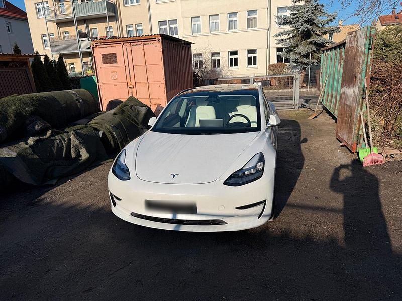 Gebraucht Tesla Model 3 350 kW (476 PS) 2020 Weiß Limousine