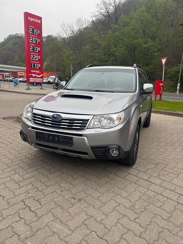 Occasion Subaru Forester 146 ch (107 kW) 2010 Gris SUV