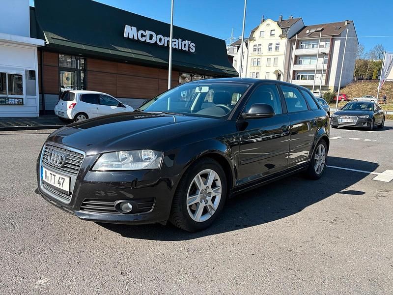 Gebraucht Audi A3 102 PS (75 kW) 2009 Schwarz Kleinwagen