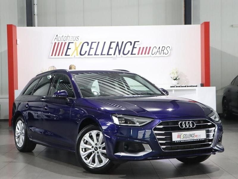 Navarrablau metallic Gebraucht 2022 Audi A4 Advanced Kombi | 26.994 € (Guter Preis) - Bild 1/4