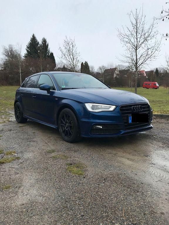 Gebraucht Audi A3 S-Line 122 PS (89 kW) 2014 Blau Limousine
