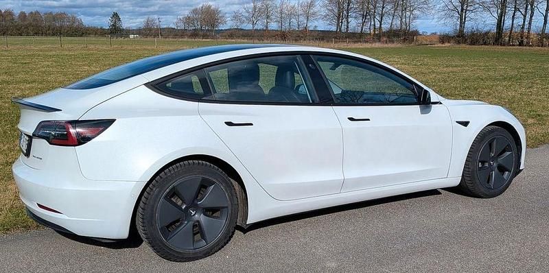 Gebraucht Tesla Model 3 Long Range AWD 366 kW (498 PS) 2020 Weiß Limousine