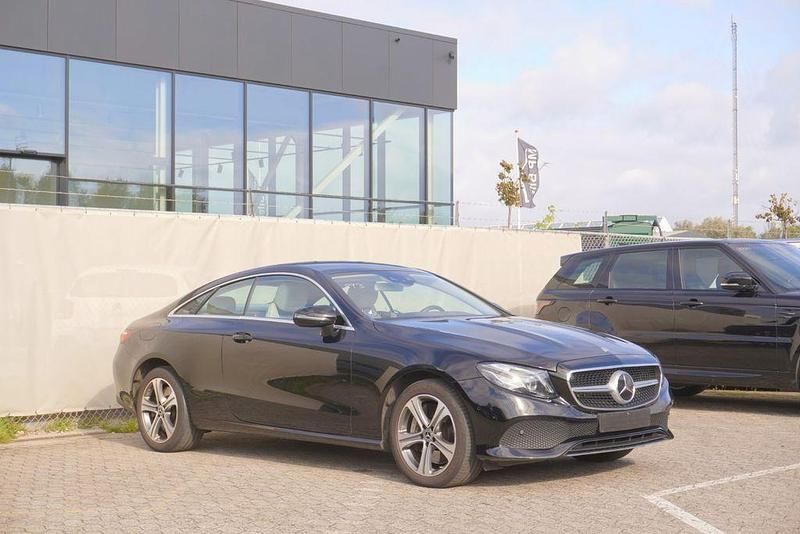 Gebraucht Mercedes E400 AMG line 333 PS (244 kW) 2017 Schwarz