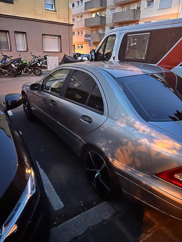 Gebraucht 2004 Mercedes C200 Limousine | 1.600 € (Superpreis) - Bild 1/4