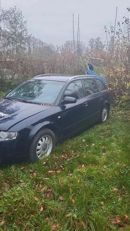 Blau Gebraucht 2004 Audi A4 Kombi | 800 € (Guter Preis) - Bild 1/4