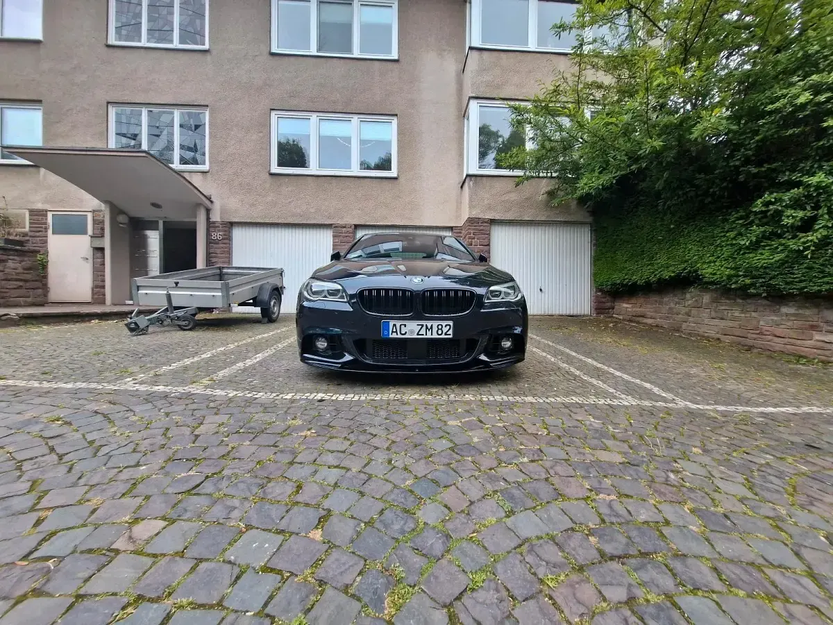 Gebraucht BMW 530 Performance 289 PS (212 kW) 2015 Schwarz Kombi