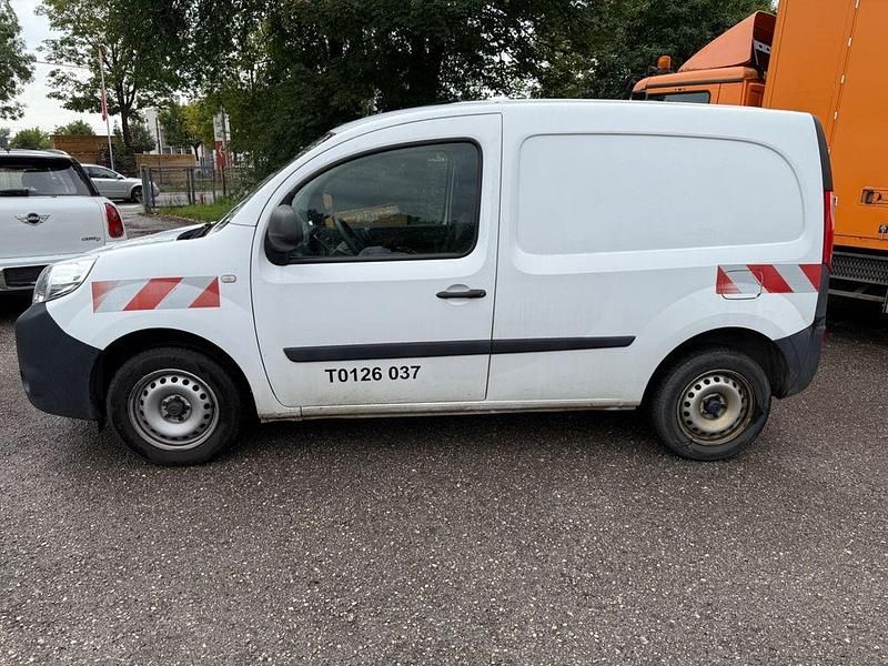 Gebraucht Renault Kangoo Basis 90 PS (66 kW) 2019 Weiß Van / Kleinbus