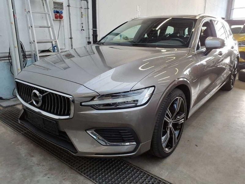 Grau Gebraucht 2020 Volvo V60 Inscription Kombi | 23.000 € (Superpreis) - Bild 1/3