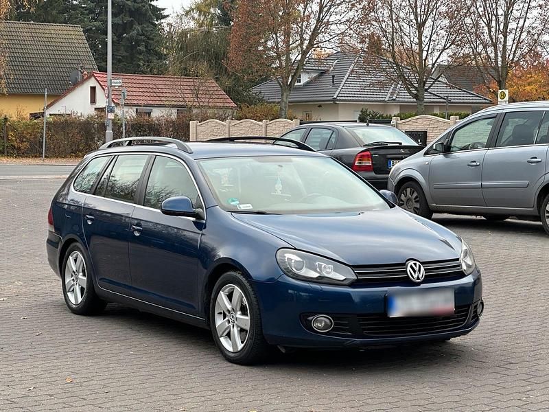 Blau Gebraucht 2012 VW Golf VI Kombi | 3.499 € (Guter Preis) - Bild 1/4