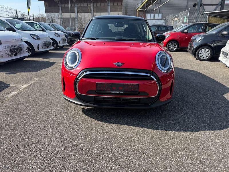 Gebraucht Mini Cooper Classic 136 PS (100 kW) 2022 Rot Kleinwagen
