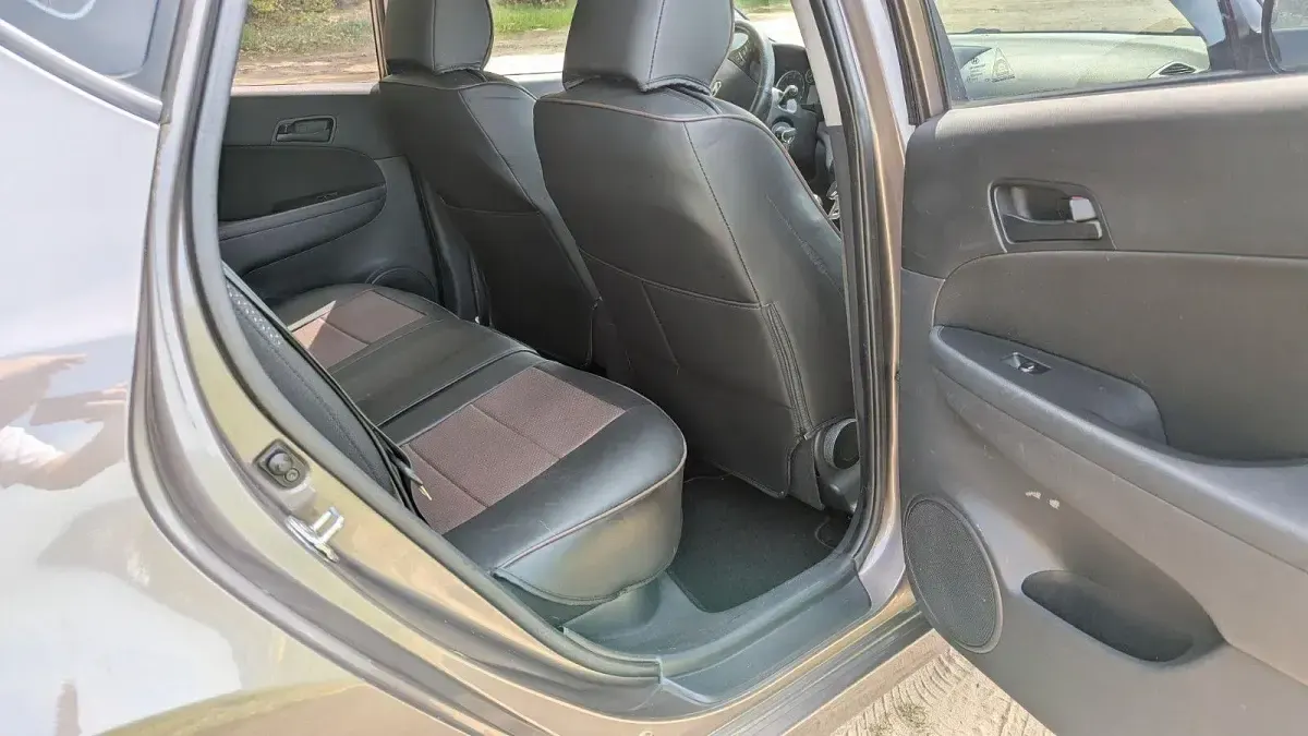 Gebraucht Hyundai i30 Classic 90 PS (66 kW) 2012 Braun Limousine