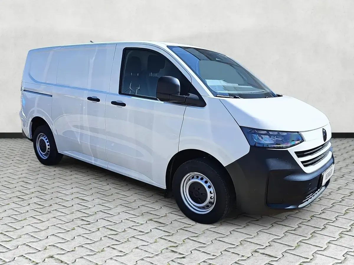Neu VW T7 150 PS (110 kW) 2025 Clear white Van