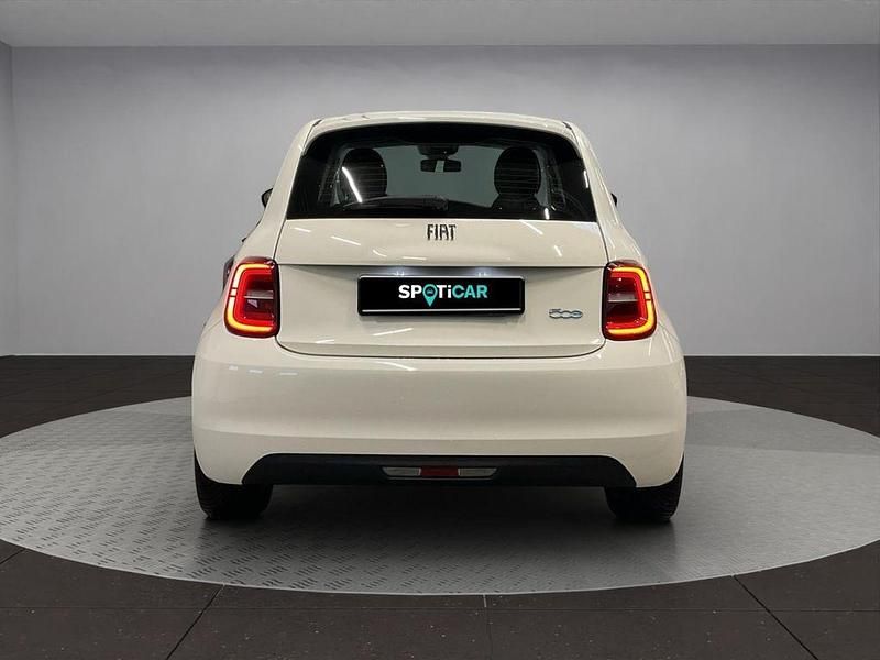 Gebraucht Fiat 500e 86 kW (118 PS) 2023 Weiß Kleinwagen