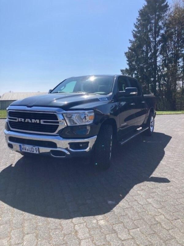 Blau Gebraucht 2019 Dodge Ram Abholung | 37.500 € (Superpreis) - Bild 1/4