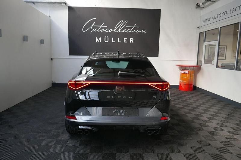 Second-hand Cupra Formentor VZ 310 CP (228 kW) 2023 Negru SUV