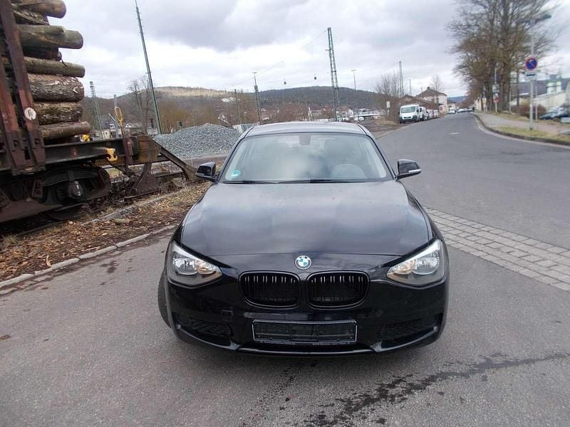 Gebraucht BMW 116 136 PS (100 kW) 2014 Schwarz Kleinwagen