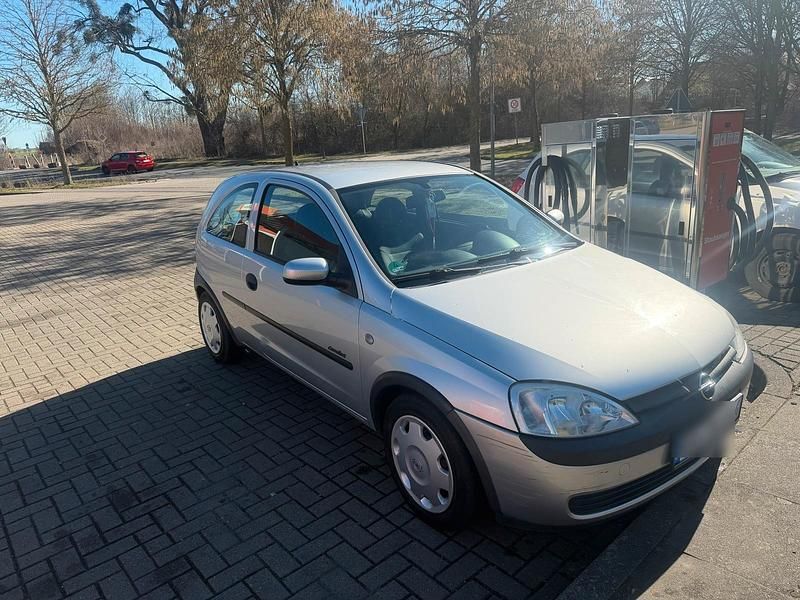 Gebraucht Opel Corsa 60 PS (44 kW) 2001 Silber Kleinwagen