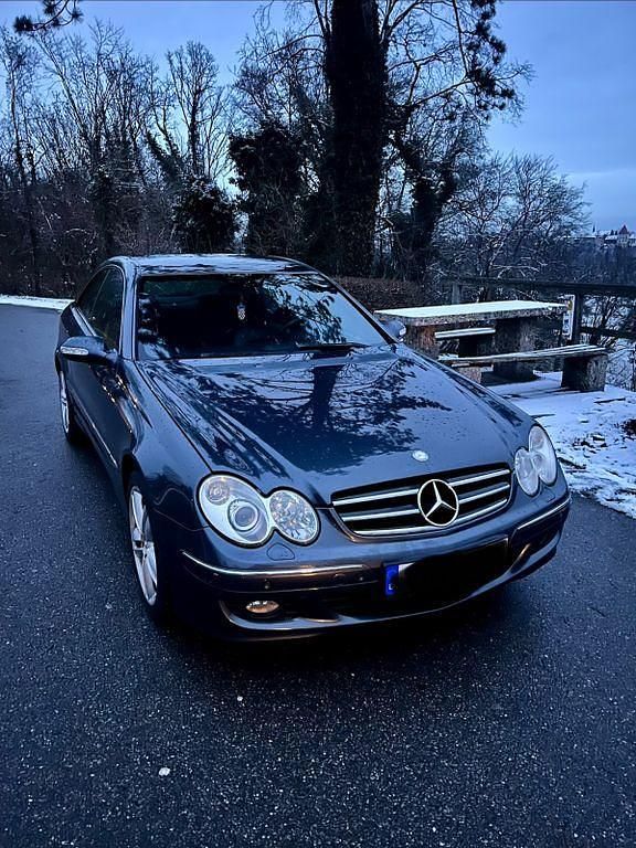 Gebraucht Mercedes CLK280 Avantgarde 231 PS (169 kW) 2008 Grau Coupé