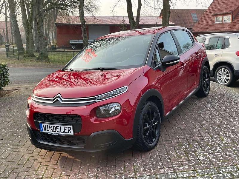 Gebraucht Citroën C3 Feel 82 PS (60 kW) 2019 Rot rubi/metallic Kleinwagen