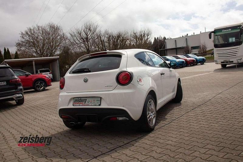 Gebraucht Alfa Romeo MiTo Super 105 PS (77 kW) 2016 Bianco pastello Kleinwagen
