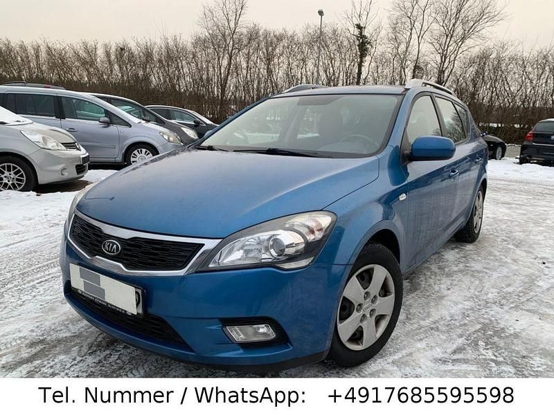 Gebraucht Kia Ceed 90 PS (66 kW) 2010 Blau Kleinwagen