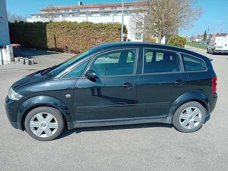 Gebraucht Audi A2 75 PS (55 kW) 2003 Ebonyschwarz perleffekt Kleinwagen