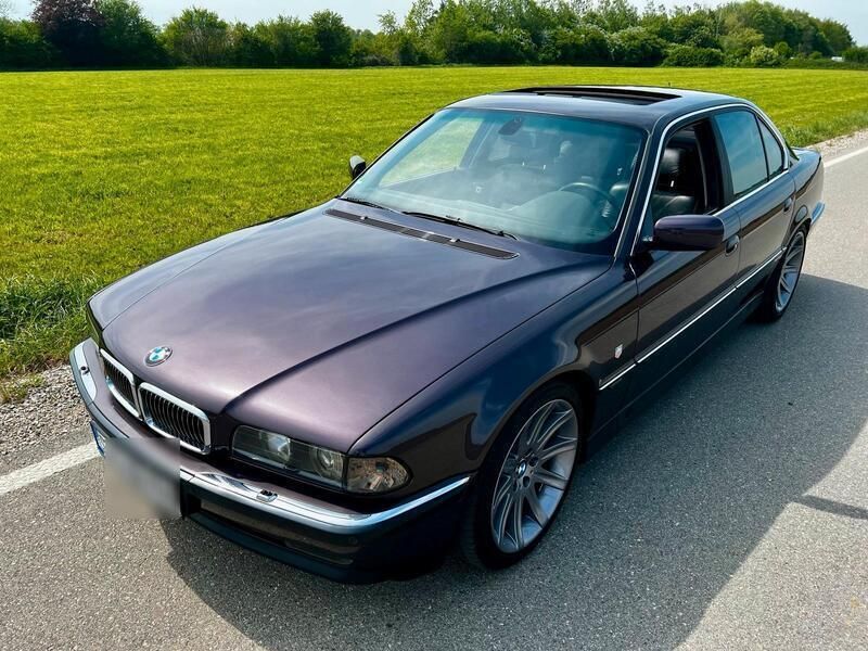 Violet Gebraucht 1996 BMW 740 Basis Limousine | 10.499 € (Fairer Preis) - Bild 1/4