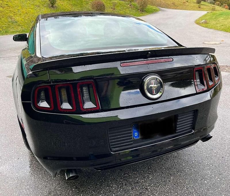 Gebraucht Ford Mustang 309 PS (227 kW) 2012