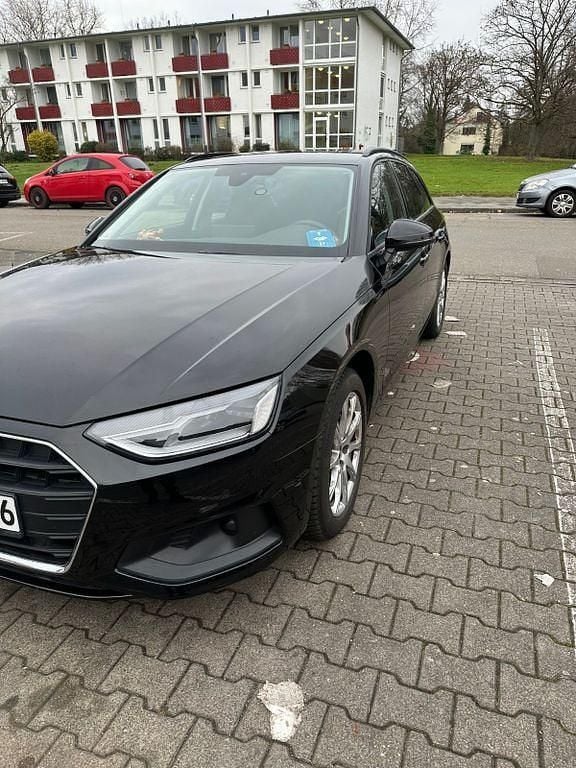 Gebraucht Audi A4 Sport 204 PS (150 kW) 2023 Schwarz Kombi