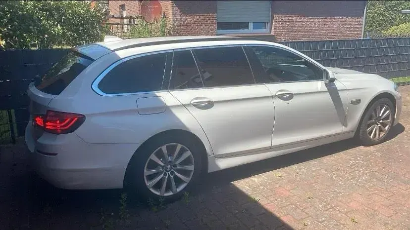 Gebraucht BMW 520 2015 Weiß Kombi