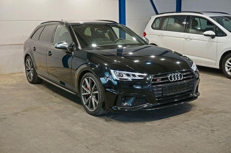 Schwarz Gebraucht 2019 Audi S4 Sport Limousine | 42.800 € (Teuer) - Bild 1/4