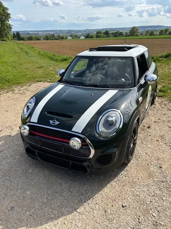 Gebraucht Mini John Cooper Works 231 PS (169 kW) 2017 Grün Kleinwagen