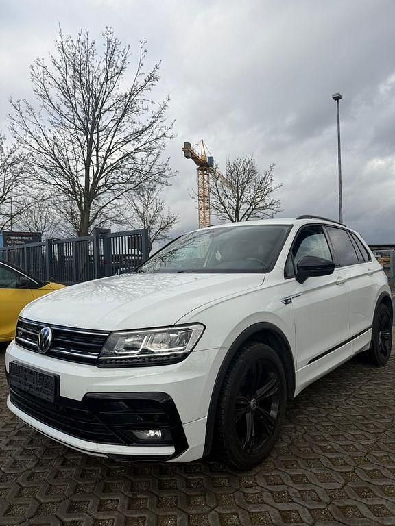 Gebraucht VW Tiguan R-line 150 PS (110 kW) 2020 SUV