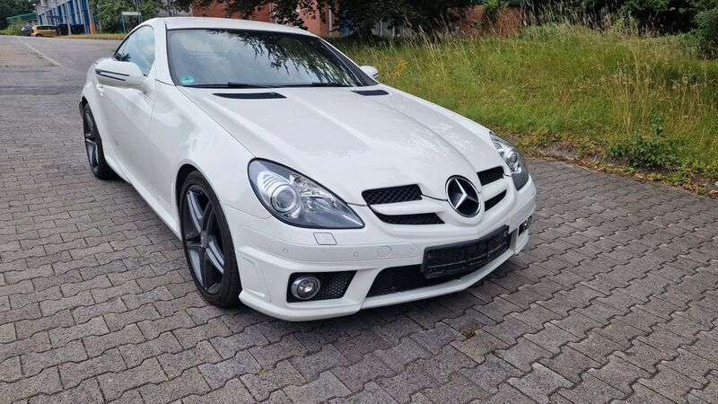 Weiß Gebraucht 2010 Mercedes SLK350 Sport Edition Cabrio | 17.900 € (Fairer Preis) - Bild 1/4