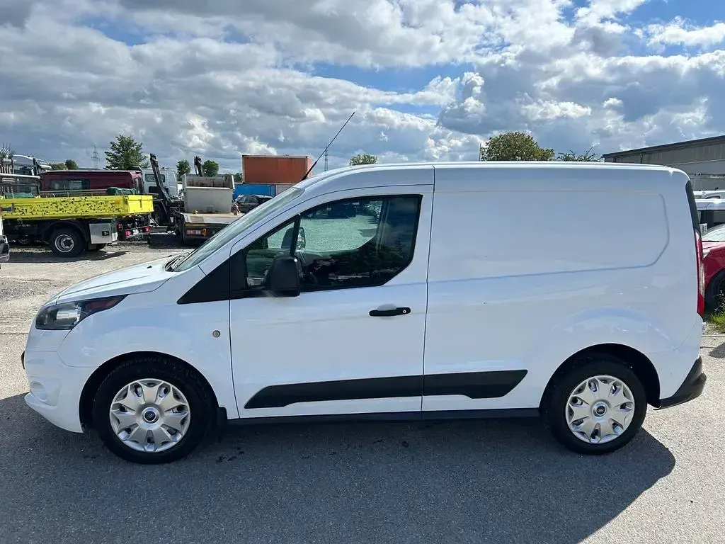 Gebraucht Ford Transit Connect Trend 101 PS (74 kW) 2018 Weiß Van / Kleinbus