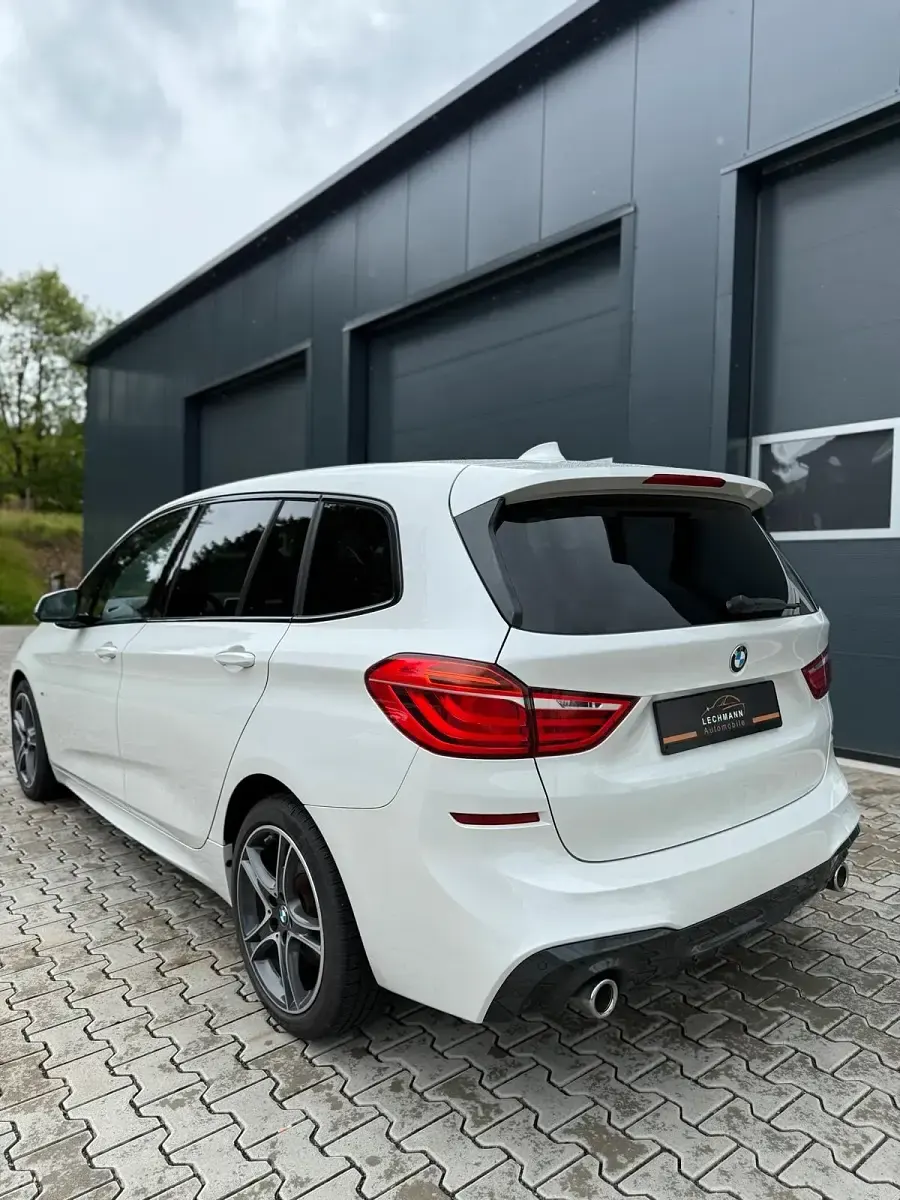 Gebraucht BMW 218 Gran Tourer M Sport 150 PS (110 kW) 2019 Weiß Van / Kleinbus