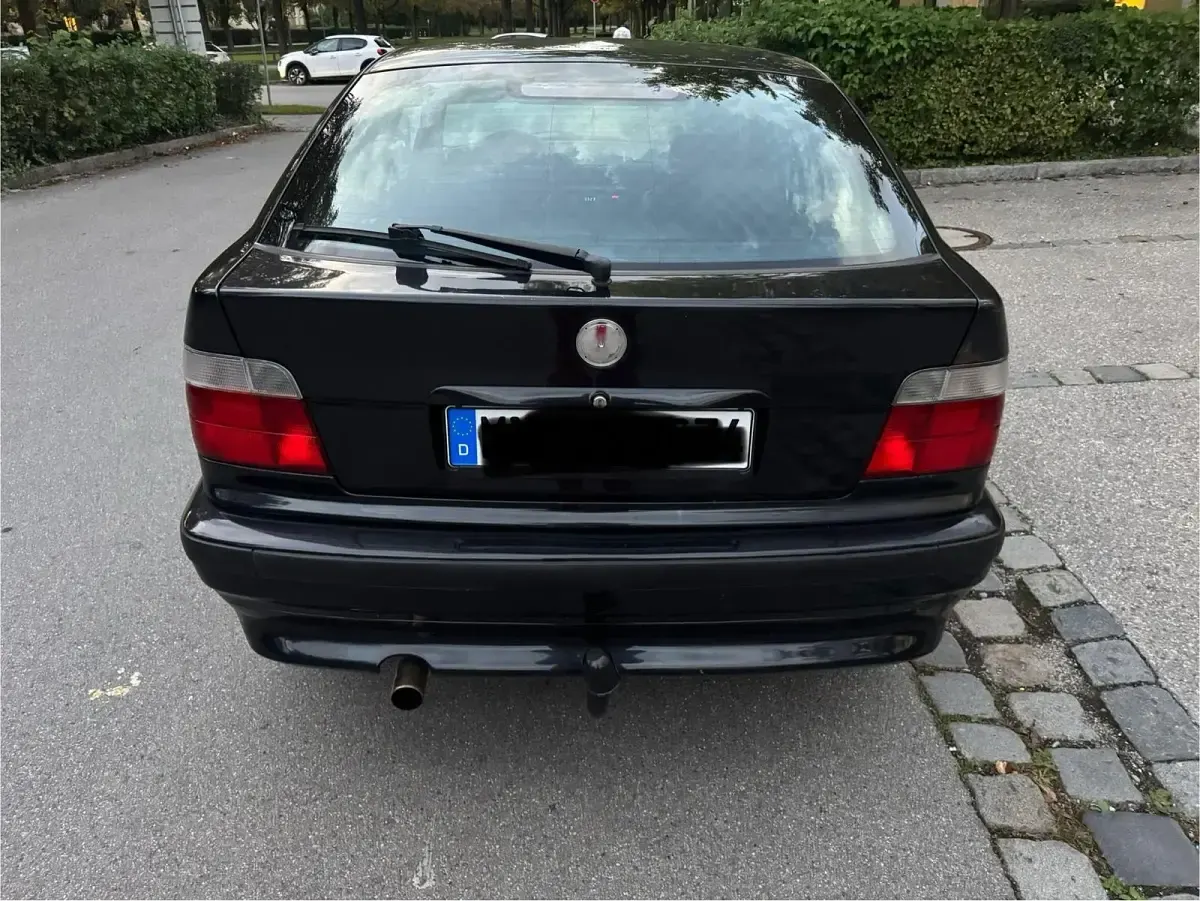 Gebraucht BMW 316 Compact 102 PS (75 kW) 1998 Schwarz Kleinwagen