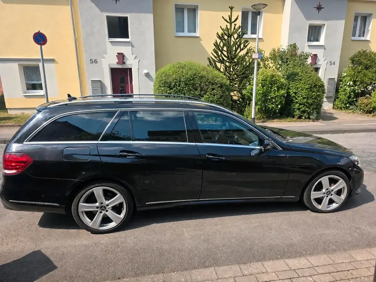 Gebraucht Mercedes E350 Avantgarde 252 PS (185 kW) 2014 Schwarz Kombi