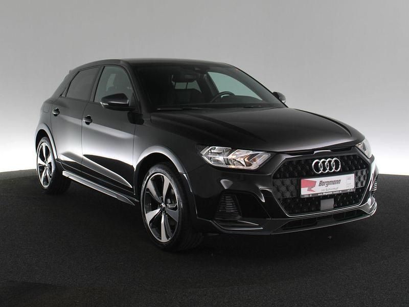 Gebraucht Audi A1 Basis 150 PS (110 kW) 2021 Mythosschwarz metallic (metallic) SUV