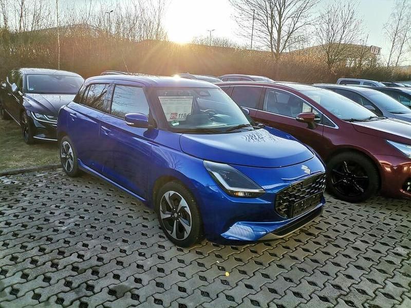 Gebraucht Suzuki Swift 83 PS (61 kW) 2025 Blau Kleinwagen
