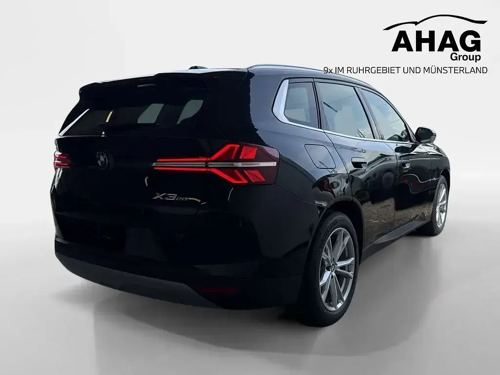 Neu BMW X3 Comfort Edition 208 PS (152 kW) 2025 Schwarz SUV
