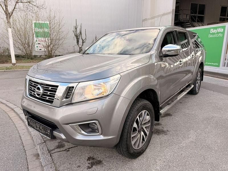 Gebraucht Nissan Navara Acenta 190 PS (139 kW) 2016 Grau Pickup