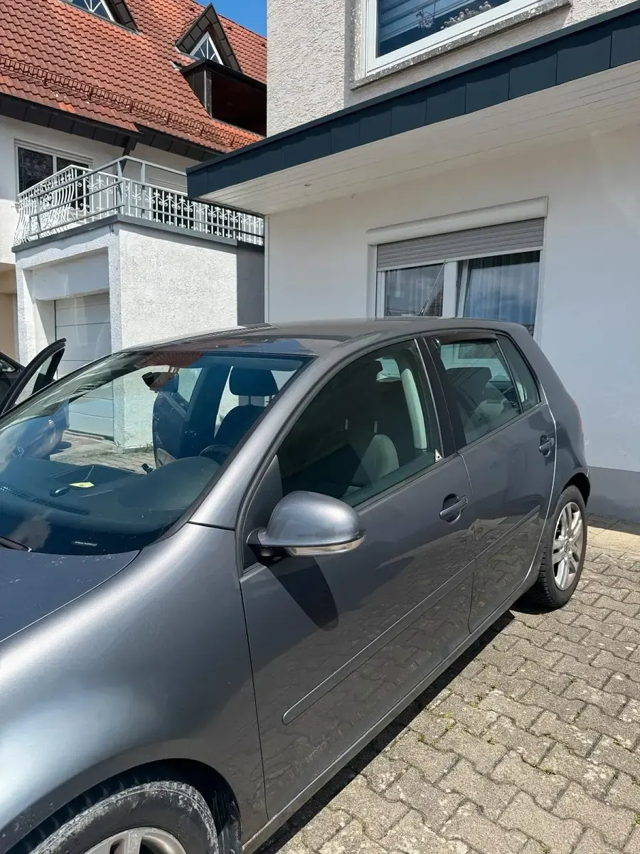 Gebraucht VW Golf V 82 PS (60 kW) 2007 Grau Kombi