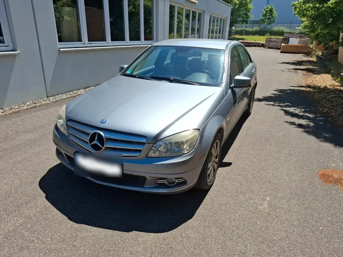 Gebraucht Mercedes C220 Avantgarde 170 PS (125 kW) 2010 Grau Limousine