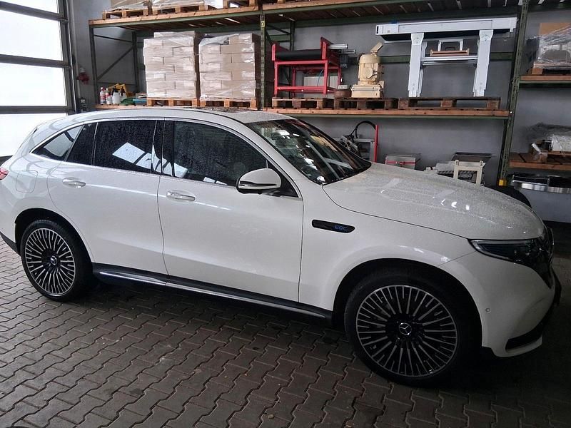 Gebraucht Mercedes EQC400 300 kW (408 PS) 2020 Weiß SUV